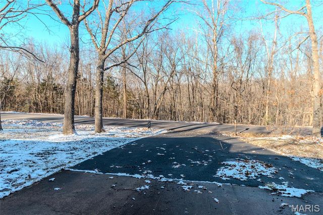 16280 Hardwood Lane, St Robert, MO 65584