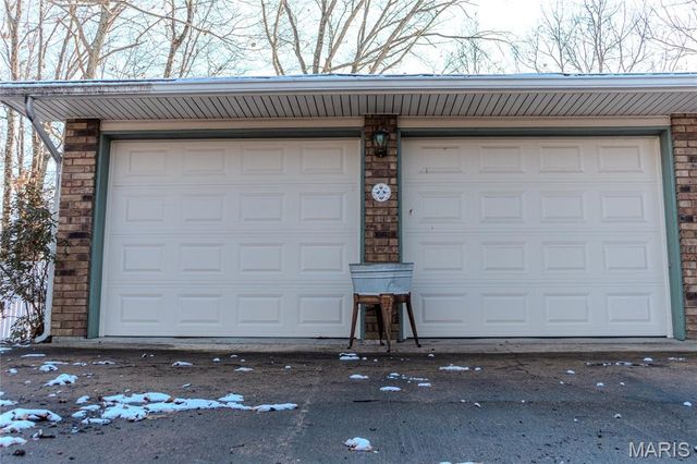 16280 Hardwood Lane, St Robert, MO 65584