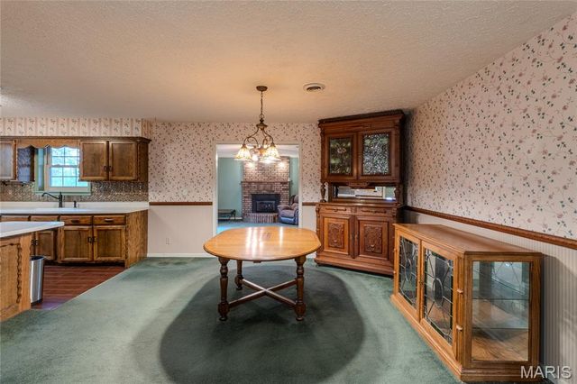 16280 Hardwood Lane, St Robert, MO 65584