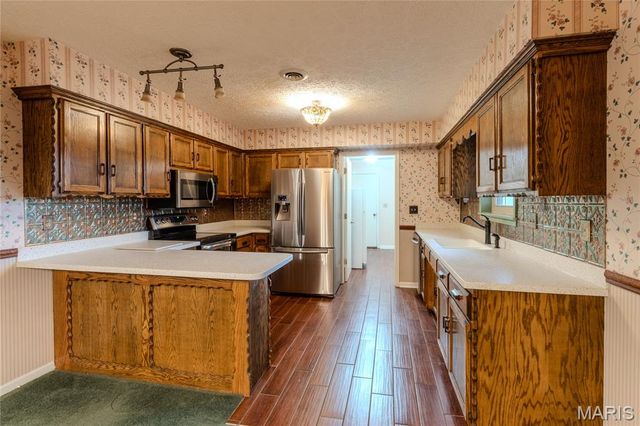 16280 Hardwood Lane, St Robert, MO 65584