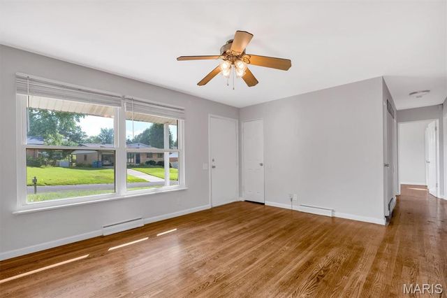 3909 Southern Aire Drive, St Louis, MO 63125
