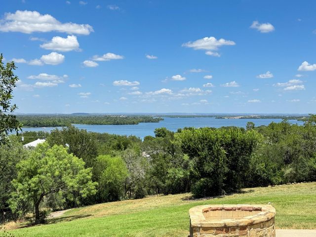 2803 Ranch Road 2831, Horseshoe Bay, TX 78657