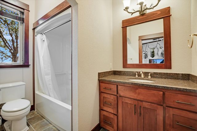 2803 Ranch Road 2831, Horseshoe Bay, TX 78657