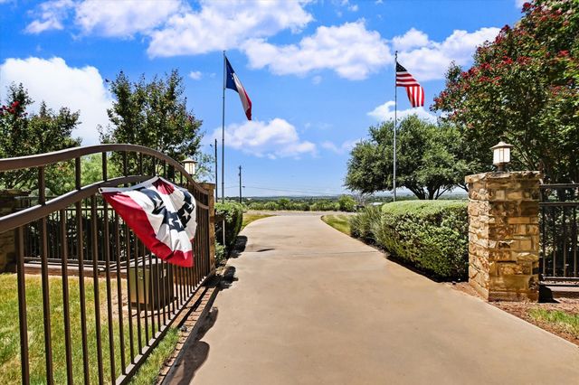 2803 Ranch Road 2831, Horseshoe Bay, TX 78657