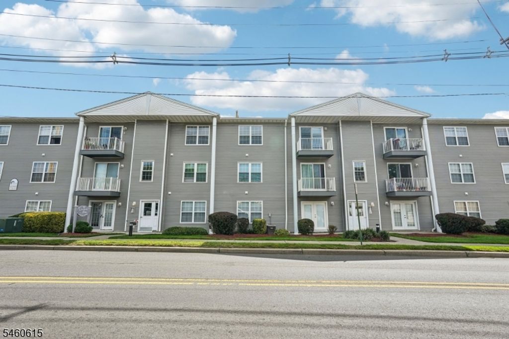 300 Schuyler Ave 16, Kearny Town, NJ 07032 — exterior