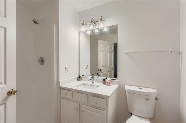 1025 Lakeside Circle, Covington, GA 30016