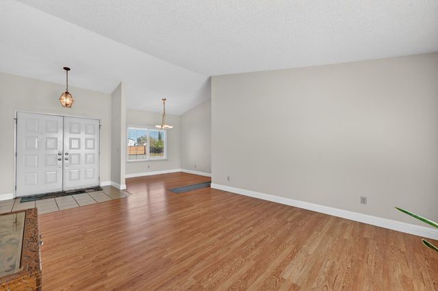 7640 Ranch River Dr, Elverta, CA 95626