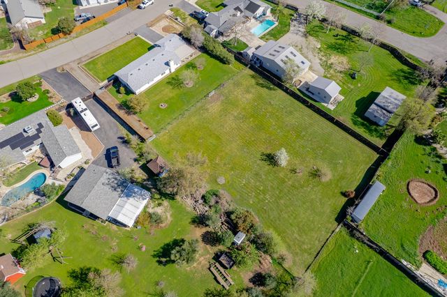 7640 Ranch River Dr, Elverta, CA 95626