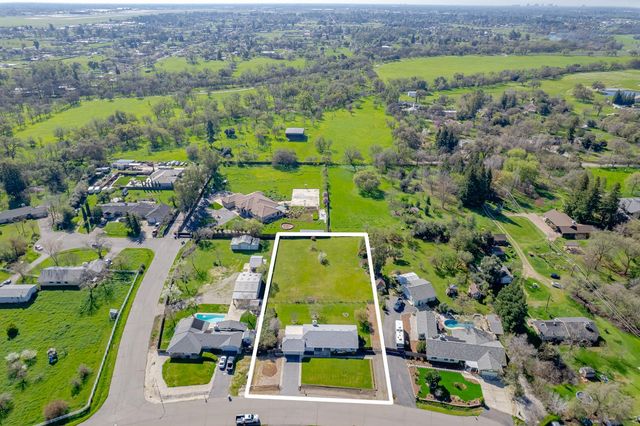 7640 Ranch River Dr, Elverta, CA 95626