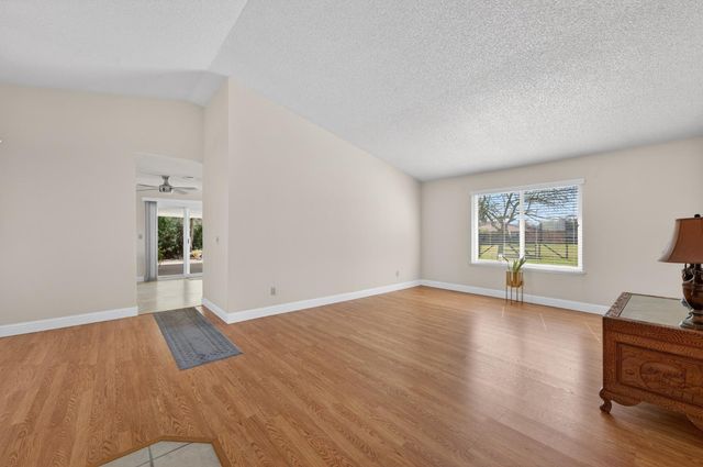 7640 Ranch River Dr, Elverta, CA 95626