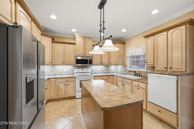 803 Micah St, Maryville, TN 37804