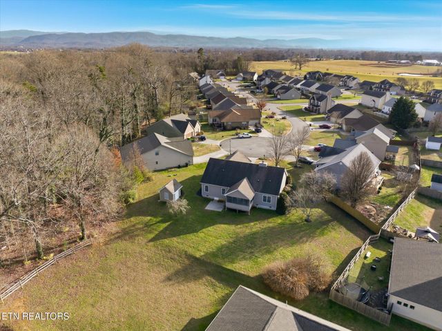 803 Micah St, Maryville, TN 37804