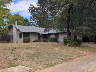 3341 Timbercreek Drive, Redding, CA 96002
