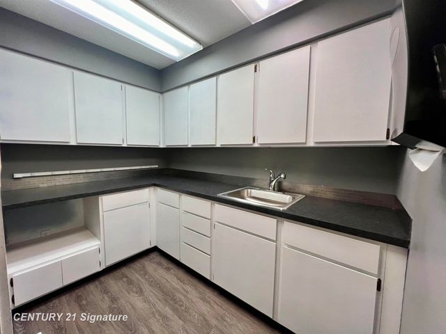 5605 N Colony Drive, Saginaw Twp, MI 48638