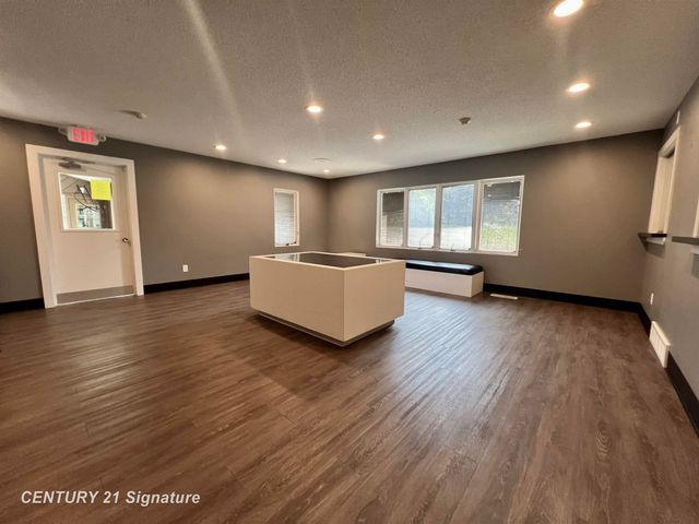 5605 N Colony Drive, Saginaw Twp, MI 48638