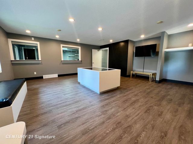 5605 N Colony Drive, Saginaw Twp, MI 48638