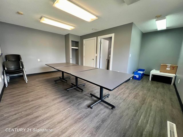 5605 N Colony Drive, Saginaw Twp, MI 48638