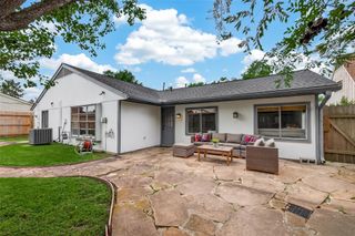 2814 Shadowdale Drive, Houston, TX 77043