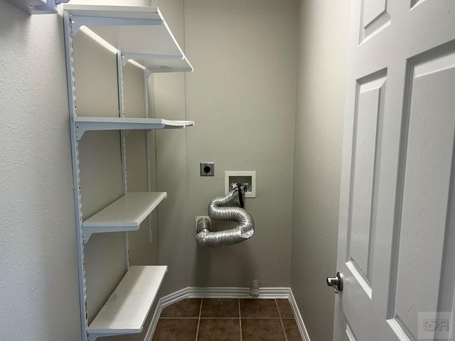 22813 Buena Street, Galveston, TX 77554