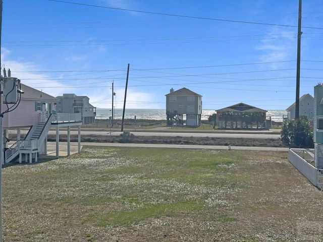 22813 Buena Street, Galveston, TX 77554