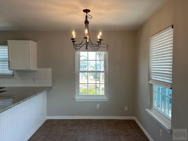 22813 Buena Street, Galveston, TX 77554