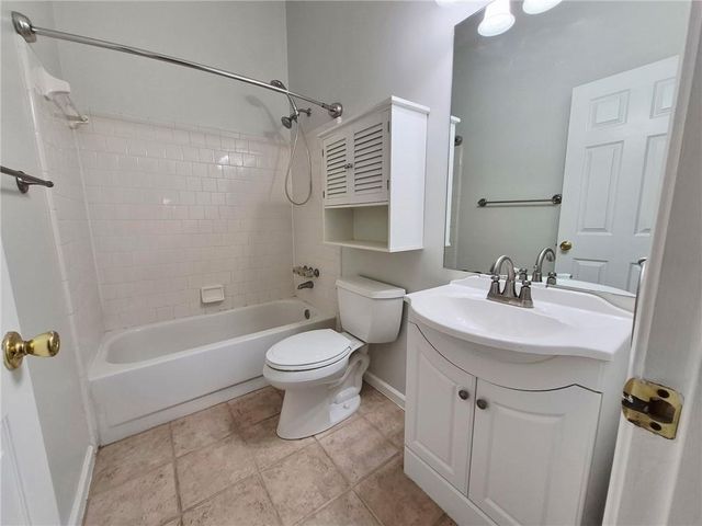 2895 Dogwood Creek, Duluth, GA 30096