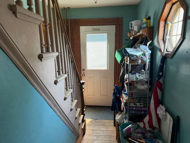 15 Allen St, Fall River, MA 02724