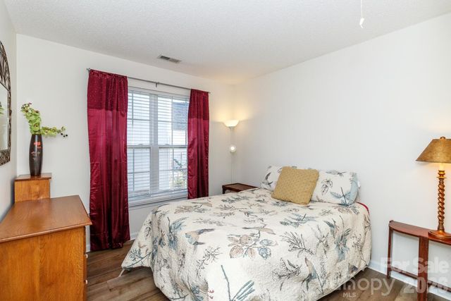 6425 Tunston Lane, Charlotte, NC 28269