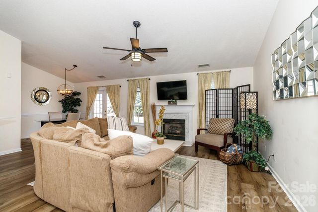 6425 Tunston Lane, Charlotte, NC 28269