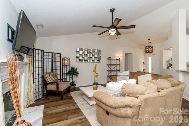 6425 Tunston Lane, Charlotte, NC 28269