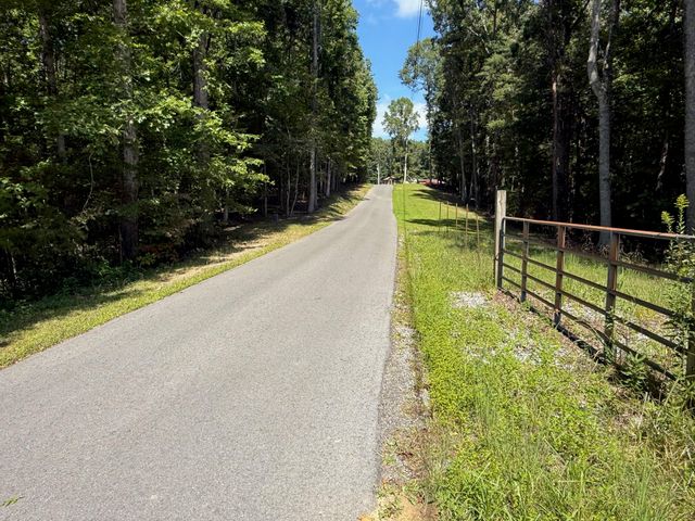 538 Pine Hill Cemetery Road, Whitwell, TN 37397