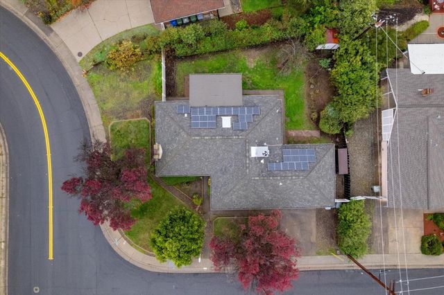 3505 Tamarack Drive, Redding, CA 96003