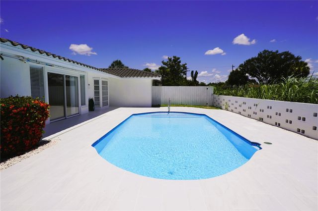 3364 ESPANOLA DRIVE, Sarasota, FL 34239