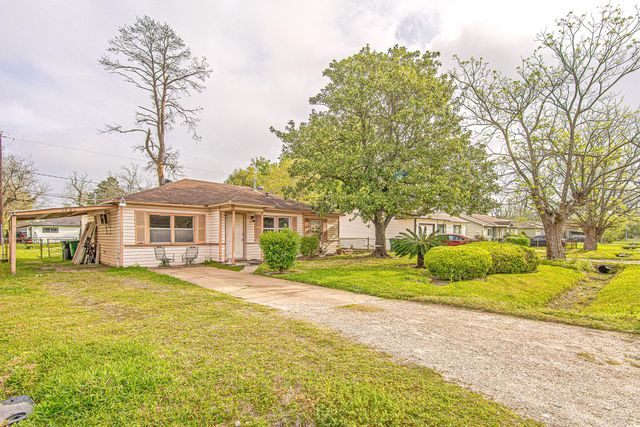 7601 Delavan Drive, Houston, TX 77028