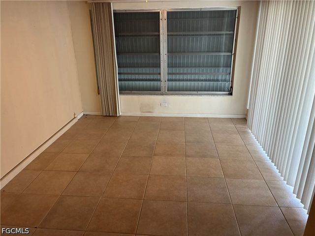 3709 SE 17th PL, Cape Coral, FL 33904