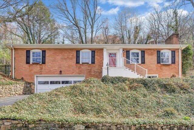 3044 Burnleigh RD, Roanoke, VA 24014