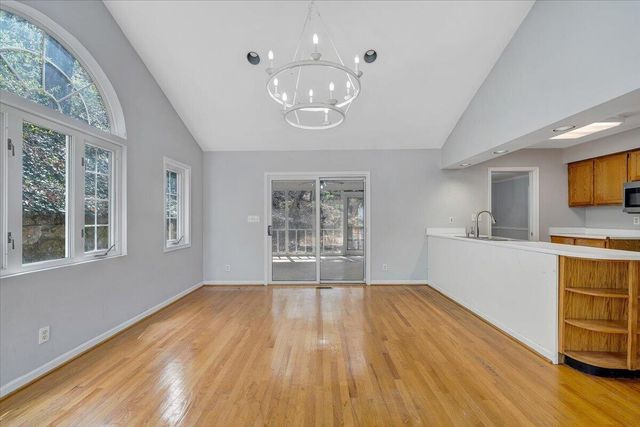 3044 Burnleigh RD, Roanoke, VA 24014