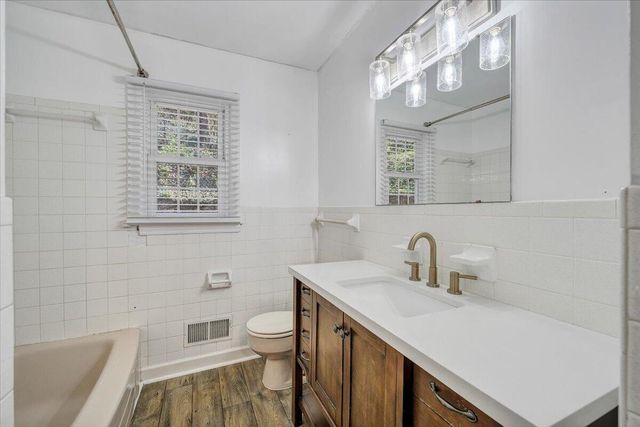 3044 Burnleigh RD, Roanoke, VA 24014