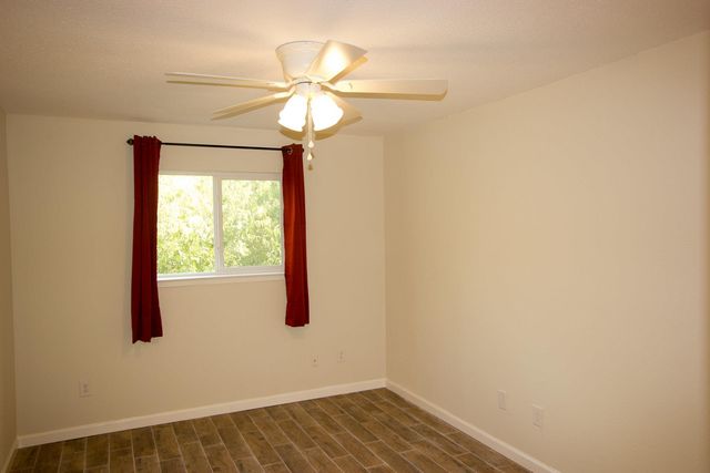 2100 E Stassney LN A, Austin, TX 78744