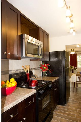 2100 E Stassney LN A, Austin, TX 78744