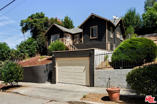 1715 Winmar Drive, Los Angeles, CA 90065