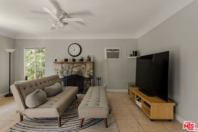 1715 Winmar Drive, Los Angeles, CA 90065