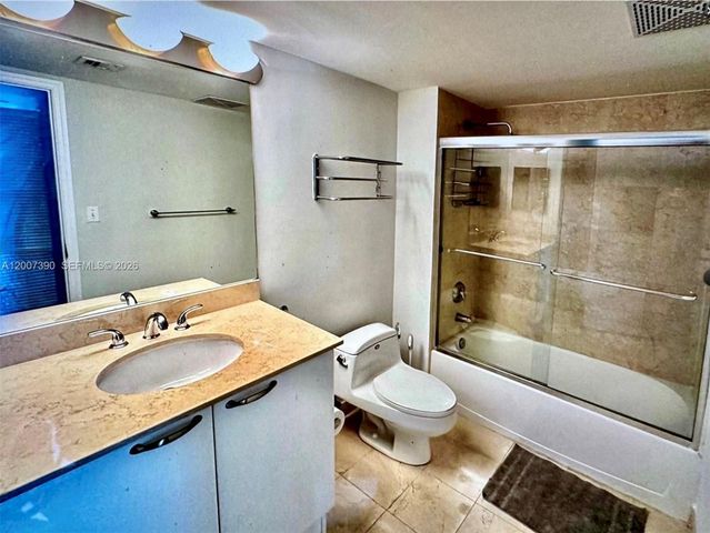 2101 Brickell Ave 2908, Miami, FL 33129