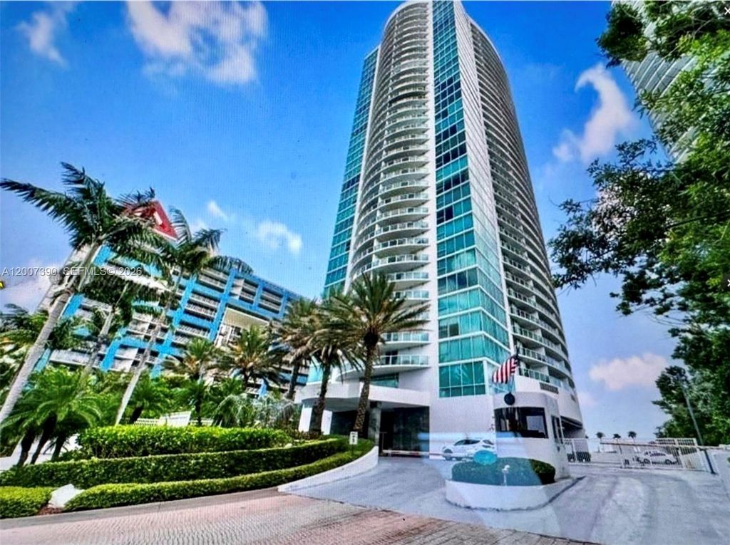 2101 Brickell Ave 2908, Miami, FL 33129
