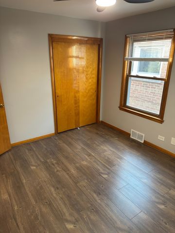 5137 S Lorel Avenue, Chicago, IL 60638