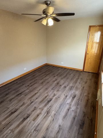 5137 S Lorel Avenue, Chicago, IL 60638