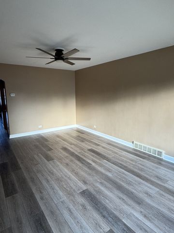 5137 S Lorel Avenue, Chicago, IL 60638