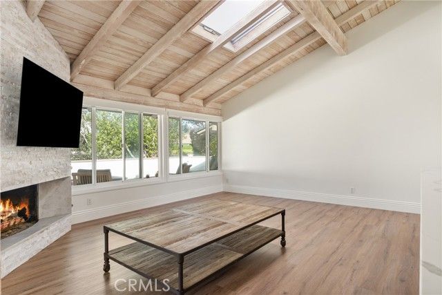 2111 Vista Dorado, Newport Beach, CA 92660