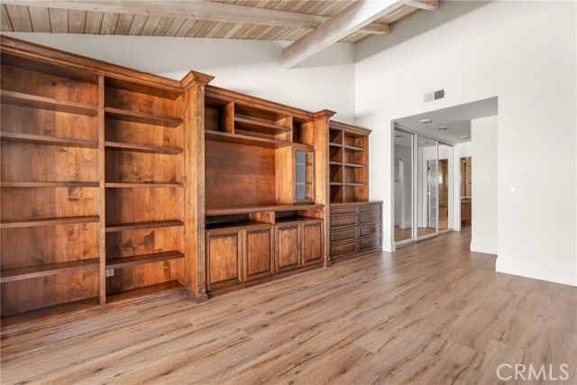 2111 Vista Dorado, Newport Beach, CA 92660