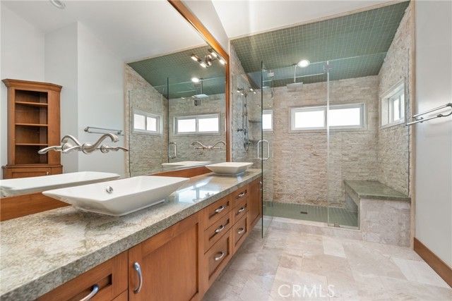 2111 Vista Dorado, Newport Beach, CA 92660